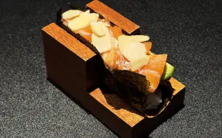HAND ROLL ALMOND