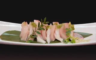 SASHIMI HAMACHI 