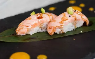 NIGIRI SAKE SCOTTATO
