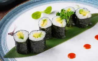 AVOCADO MAKI